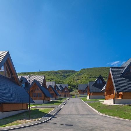 Wooden Houses Macola Ξενοδοχείο Korenica Εξωτερικό φωτογραφία