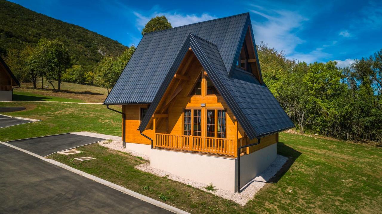 Wooden Houses Macola Ξενοδοχείο Korenica Εξωτερικό φωτογραφία