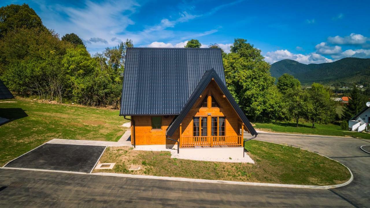 Wooden Houses Macola Ξενοδοχείο Korenica Εξωτερικό φωτογραφία