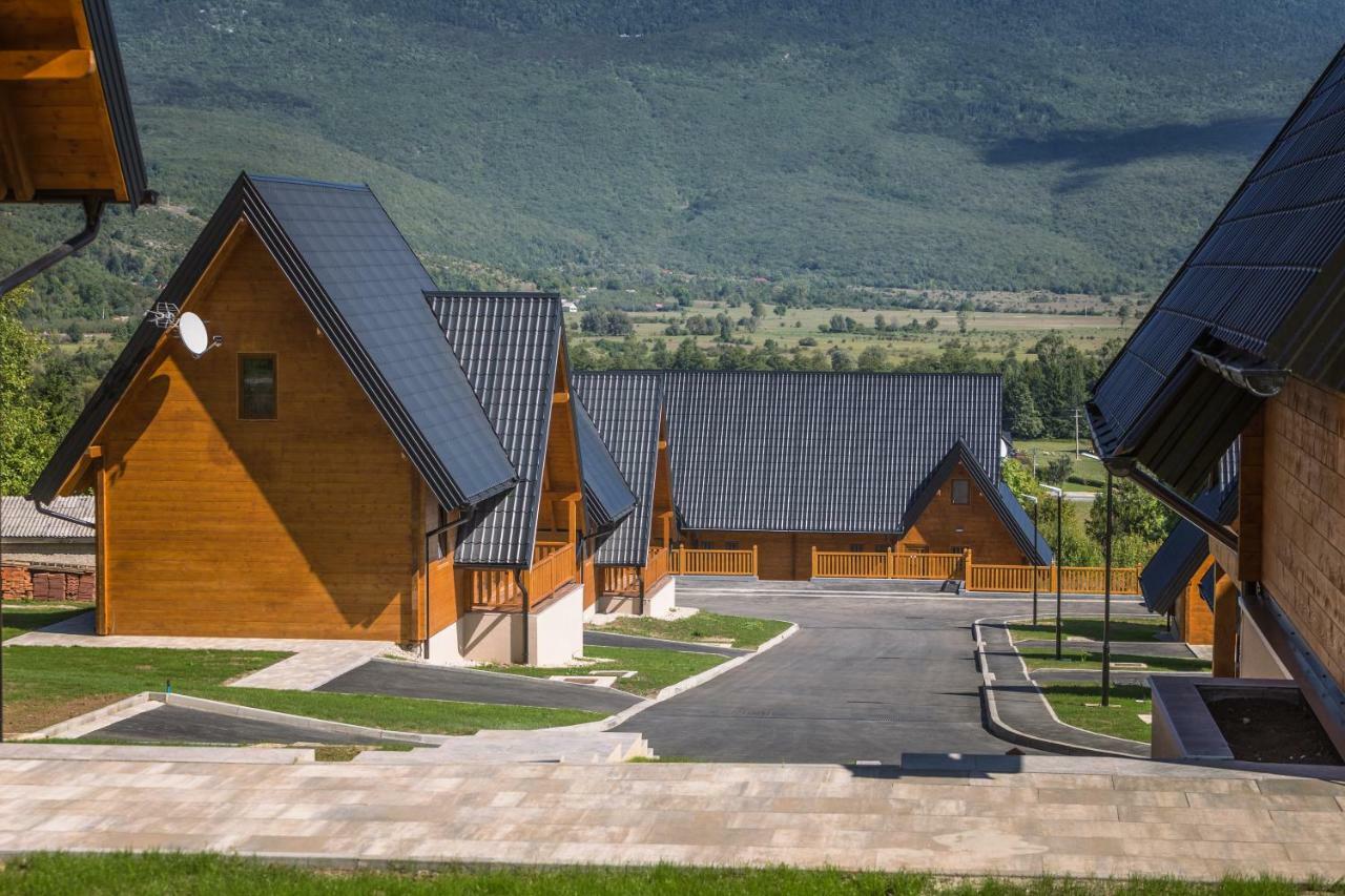 Wooden Houses Macola Ξενοδοχείο Korenica Εξωτερικό φωτογραφία