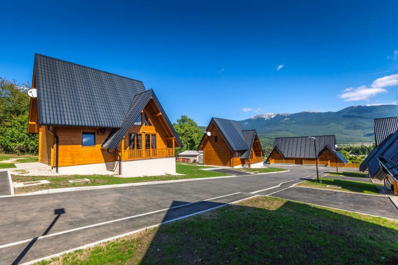 Wooden Houses Macola Ξενοδοχείο Korenica Εξωτερικό φωτογραφία