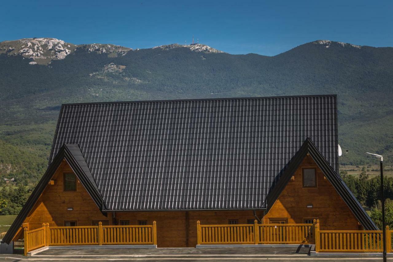 Wooden Houses Macola Ξενοδοχείο Korenica Εξωτερικό φωτογραφία